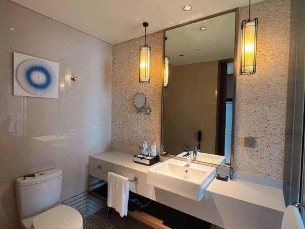 Narada Resort Hotel Sanya Pleasant Bay Exterior photo