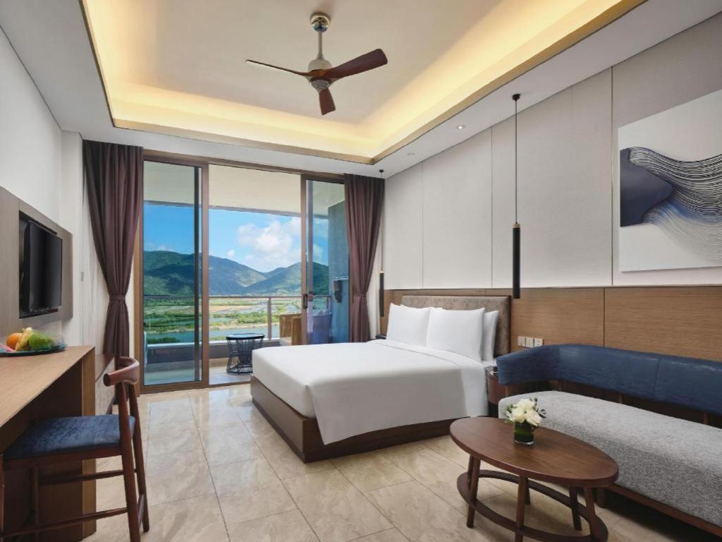 Narada Resort Hotel Sanya Pleasant Bay Exterior photo