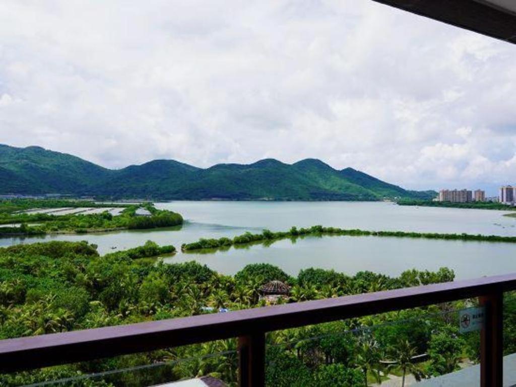 Narada Resort Hotel Sanya Pleasant Bay Exterior photo