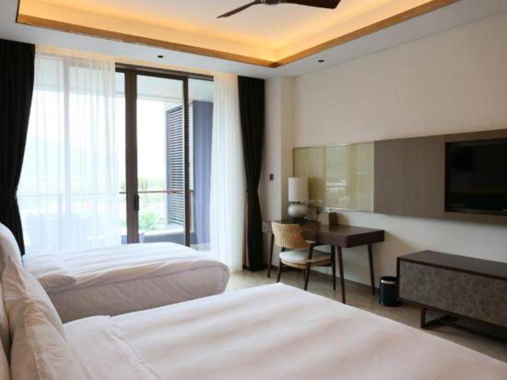 Narada Resort Hotel Sanya Pleasant Bay Exterior photo