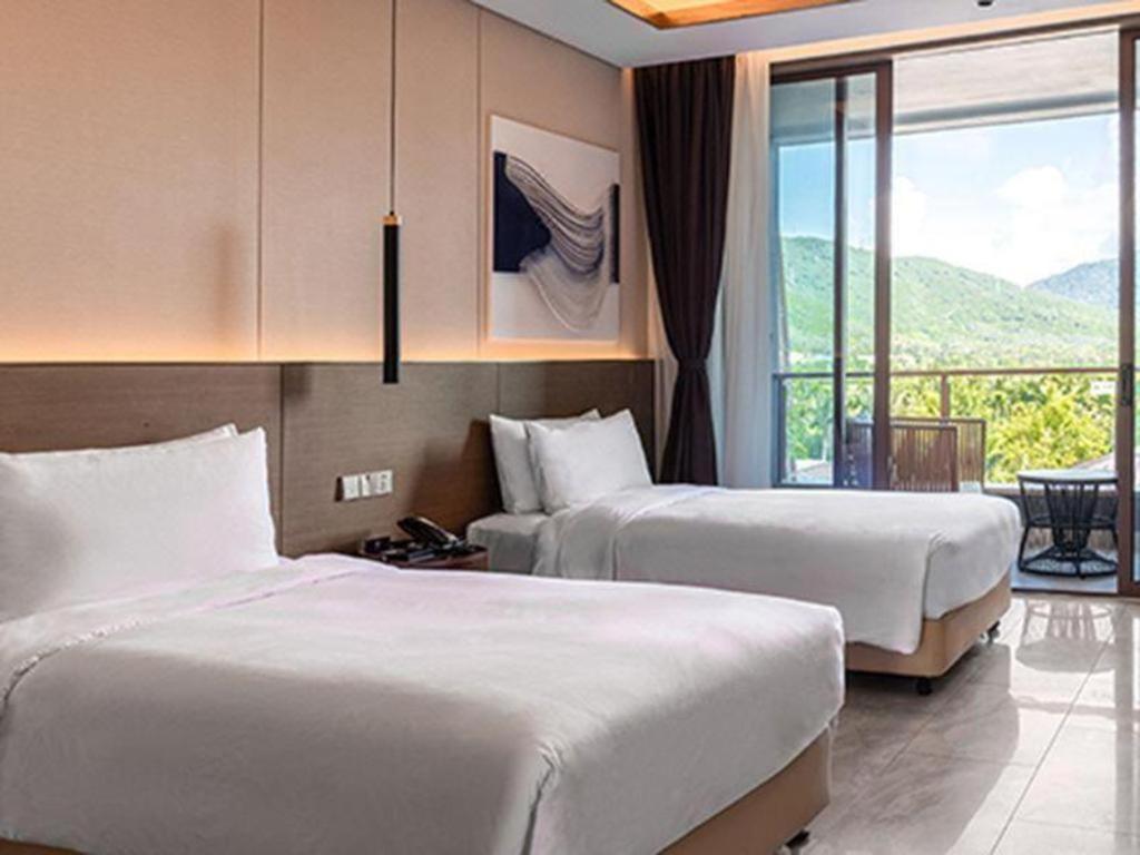 Narada Resort Hotel Sanya Pleasant Bay Exterior photo