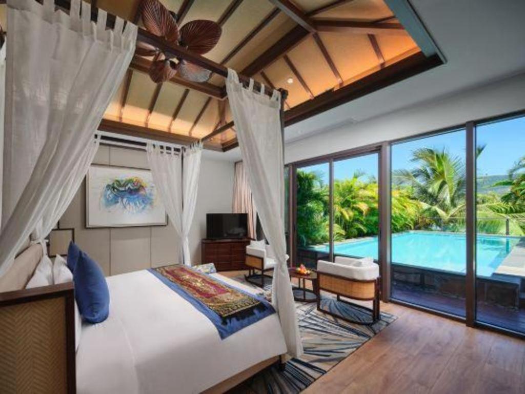 Narada Resort Hotel Sanya Pleasant Bay Exterior photo